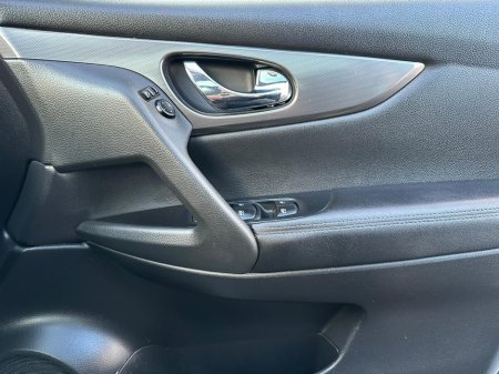 2019 Nissan Qashqai 1.5 DCI SV PREMIUM 115PS NAV SKY VIEW €14,950 thumbnail