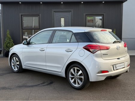 2016 Hyundai i20 - thumbnail 11