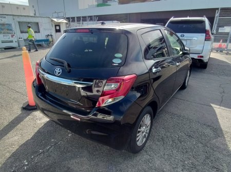 2016 Toyota Yaris  €11,950 thumbnail