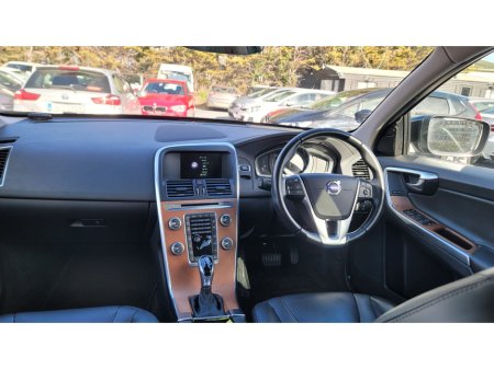 2016 Volvo XC60 - thumbnail 9