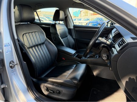 2021 Skoda Superb - thumbnail 13