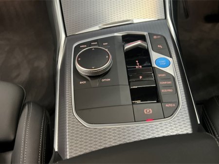 2025 BMW i4 - thumbnail 10