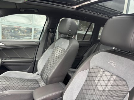 2024 Volkswagen Tiguan - thumbnail 13