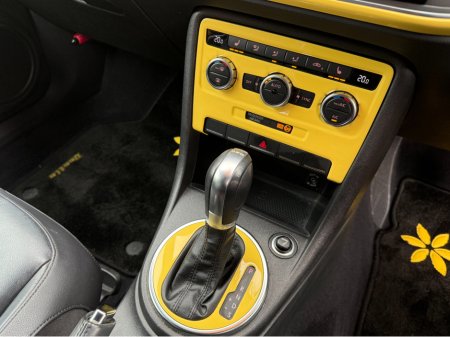 2013 Volkswagen Beetle 1.2tsi Automatic, Only 88kms, Only 88kms, New Nct 02/2027, Bluetooth, Apple Car Play, Android Auto, Reversing Camera, Full Leather, Heated Seats, Cruise Control, Alloys, A/C, Service & Warranty, SIMI, €10,950 thumbnail