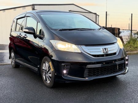 2012 Honda Freed  €8,300