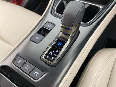 2025 Lexus LBX Elegant €39,950 thumbnail