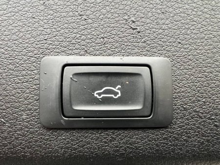 2023 Audi Q8 e-tron E-TRON SPORT 55 QUATTRO // APPLE CARPLAY/ANDROID AUTO // ADAPTIVE AIR SUSPENSION // DUAL ZONE CLIMATE CONTROL €40,950 thumbnail