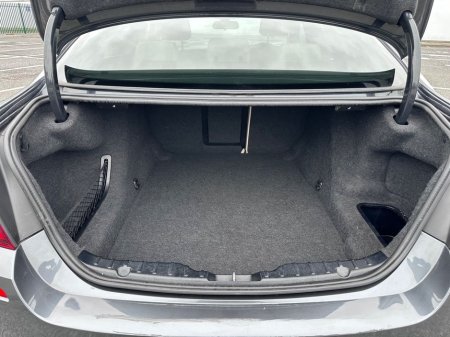 2015 BMW 5 Series - thumbnail 20