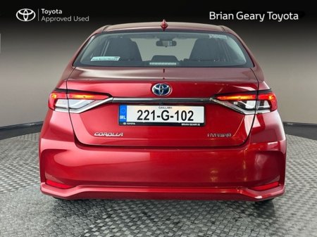 2022 Toyota Corolla COROLLA HYBRID LUNA SALOON 4DR AUTO €25,950 thumbnail