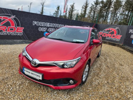2017 Toyota Auris 1.4 D-4D (90) 5Dr Luna €15,950 thumbnail