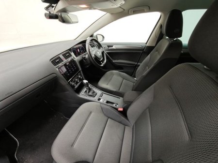 2018 Volkswagen Golf * Great Spec *1.2 TSI Automatic, Reversing camera €16,995
