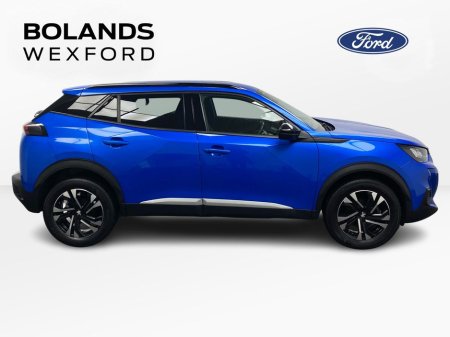 2023 Peugeot 2008 - view 4