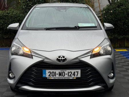 2020 Toyota Yaris 1.0 LUNA // REVERSE CAMERA // BRAND NEW NCT 03/28 // LANE ASSIST €12,950 thumbnail