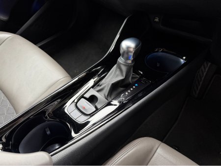 2023 Toyota C-HR HYBRID. .. #12 MONTH WARRANTY INCLUDED# .. FINANCE AVAILABLE €22,750 thumbnail