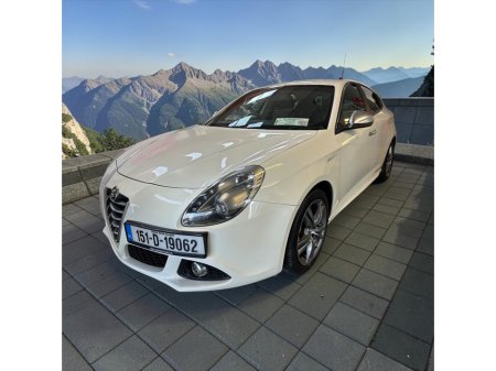 2015 Alfa Romeo Giulietta - thumbnail 1