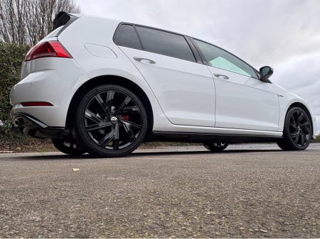 2019 Volkswagen Golf R-LINE 1.5 TSI MANUAL 6SPEED FWD 150HP 5DR €19,250 thumbnail