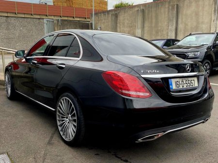 2016 Mercedes-Benz C Class - thumbnail 9