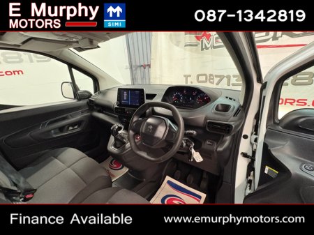 2021 Peugeot Partner - thumbnail 19