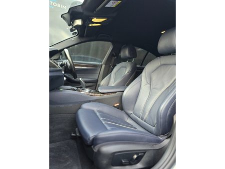 2017 BMW 5 Series - thumbnail 14