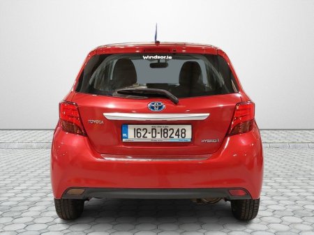 2016 Toyota Yaris - thumbnail 10