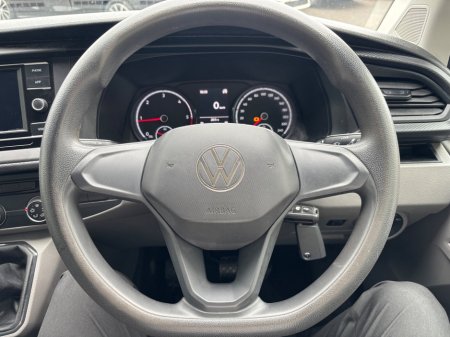 2021 Volkswagen Transporter  €14,595 thumbnail