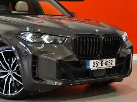 2025 BMW X5 - thumbnail 4