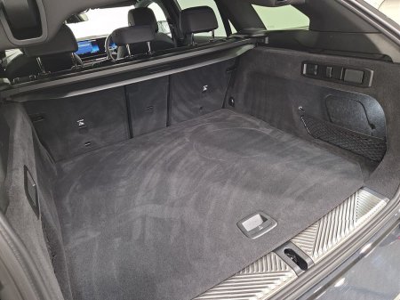 2024 BMW 5 Series - thumbnail 13