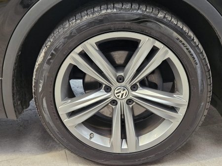 2020 Volkswagen Tiguan - thumbnail 10