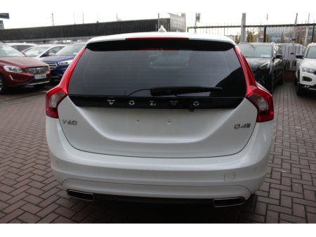 2017 Volvo V60 - thumbnail 5