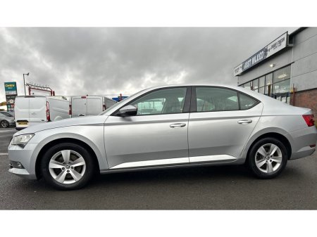2019 Skoda Superb Manual 5 door hatchback 2.0l diesel engine €8,750 thumbnail