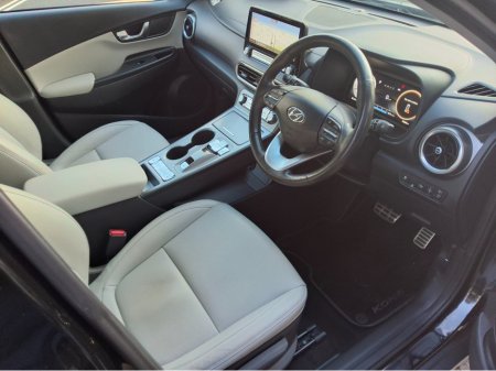 2022 Hyundai Kona PREMIUM 64kW ** Long Range Battery** €21,950 thumbnail