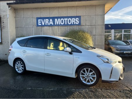 2018 Toyota Prius Alpha 7 SEATER AUTOMATIC HYBRID 1.8 PETROL //HALF LEATHER SEATS//ELECTRIC DRIVERS SEAT//KEYLESS ENTRY//ADAPTIVE CRUISE CONTROL// €21,950