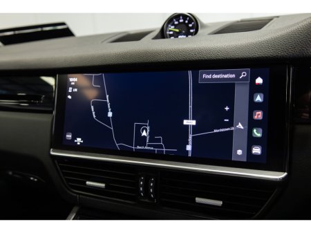 2022 Porsche Cayenne 3.0 V6 E-Hybrid 4WD Auto €59,999 thumbnail