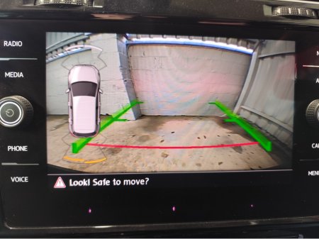 2019 Volkswagen Golf R-LINE 1.0 TSI MANUAL 6SPEED FWD 115HP 5DR €20,900 thumbnail