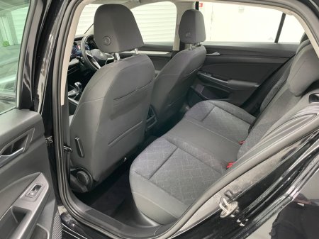 2021 Volkswagen Golf  €23,995 thumbnail