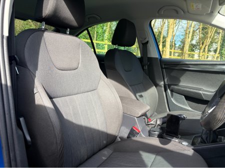 2019 Skoda Octavia - thumbnail 13