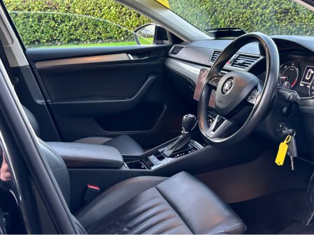 2017 Skoda Superb 1.6 TDI STYLE DSG COMBI €13,950 thumbnail