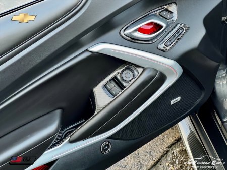 2019 Chevrolet Camaro TRUE AMERICAN MUSCLE CONVERTIBLE V8 €49,950 thumbnail