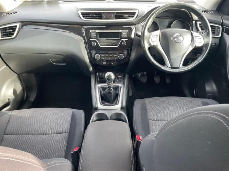 2015 Nissan Qashqai - thumbnail 11