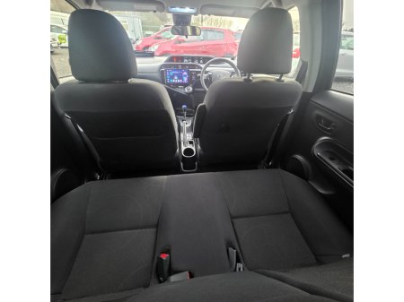 2016 Toyota Aqua 1.8 Hybrid €11,450 thumbnail