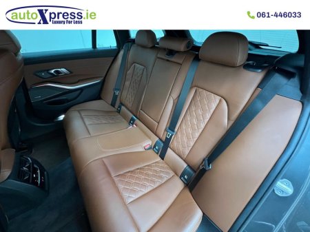 2021 BMW 3 Series - view 4