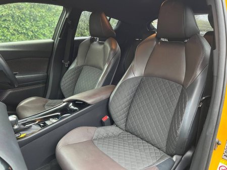 2018 Toyota C-HR 1.8 HYBRID // SERVICE HISTORY // 18" DIAMOND CUT ALLOYS // ADAPTIVE CRUISE CONTROL €17,750 thumbnail