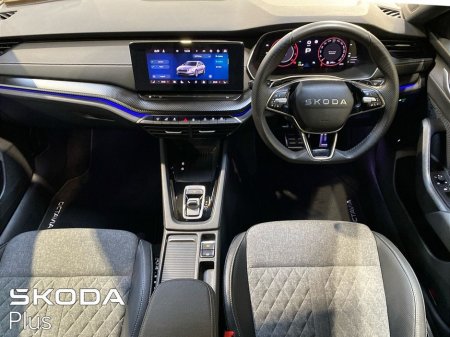 2025 Skoda Octavia - thumbnail 2