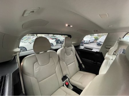 2017 Volvo XC90 D4 FWD INSCRIPTION GT 5DR AUTO €29,750 thumbnail