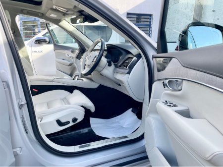 2023 Volvo XC90 - thumbnail 7