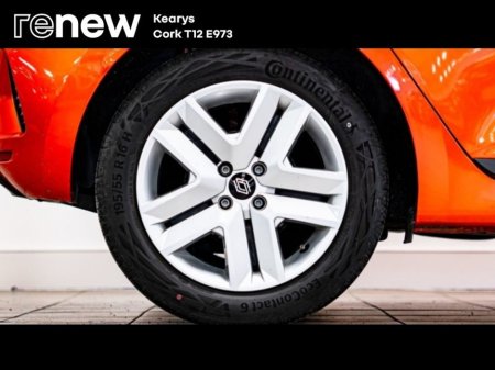 2025 Renault Clio - thumbnail 9