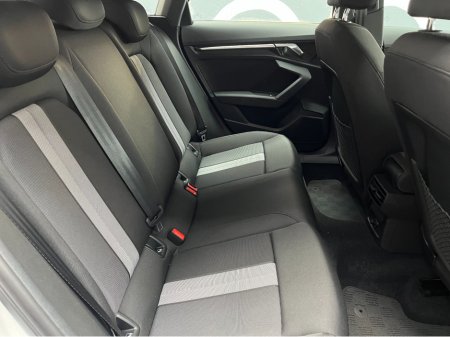 2022 Audi A3 €26950! 2022 AUDI A3 30TFSI SPORTBACK ADVANCED 1.0 AUTOMATIC / CRUISE CONTROL / REVERSE CAMERA / HEATED SEATS / PADDLE SHIFTERS / APPLE CARPLAY AND MORE €26,950 thumbnail