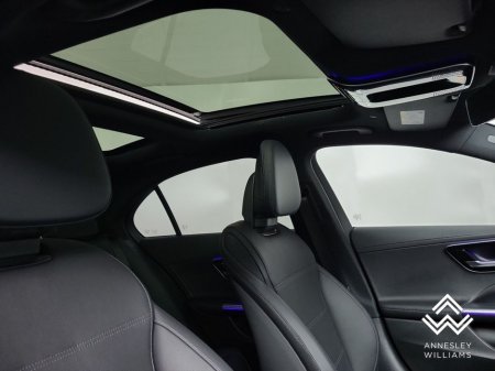 2025 Mercedes-Benz C Class - thumbnail 24