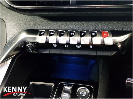 2023 Peugeot 3008 *Deposit taken* FL ALLURE 1.5 HDI 130 6.4 €32,990 thumbnail