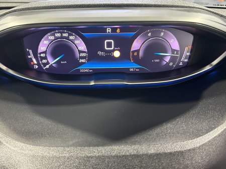 2024 Peugeot 3008 1.5 BlueHDi 130bhp GT €33,800 thumbnail